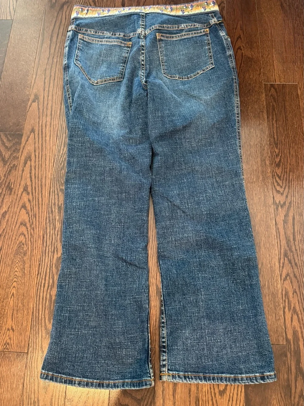 FIBERS Jeans by Barbara Lesser Floral Trim Bootcut Jeans Y2K Boho Denim Size 10